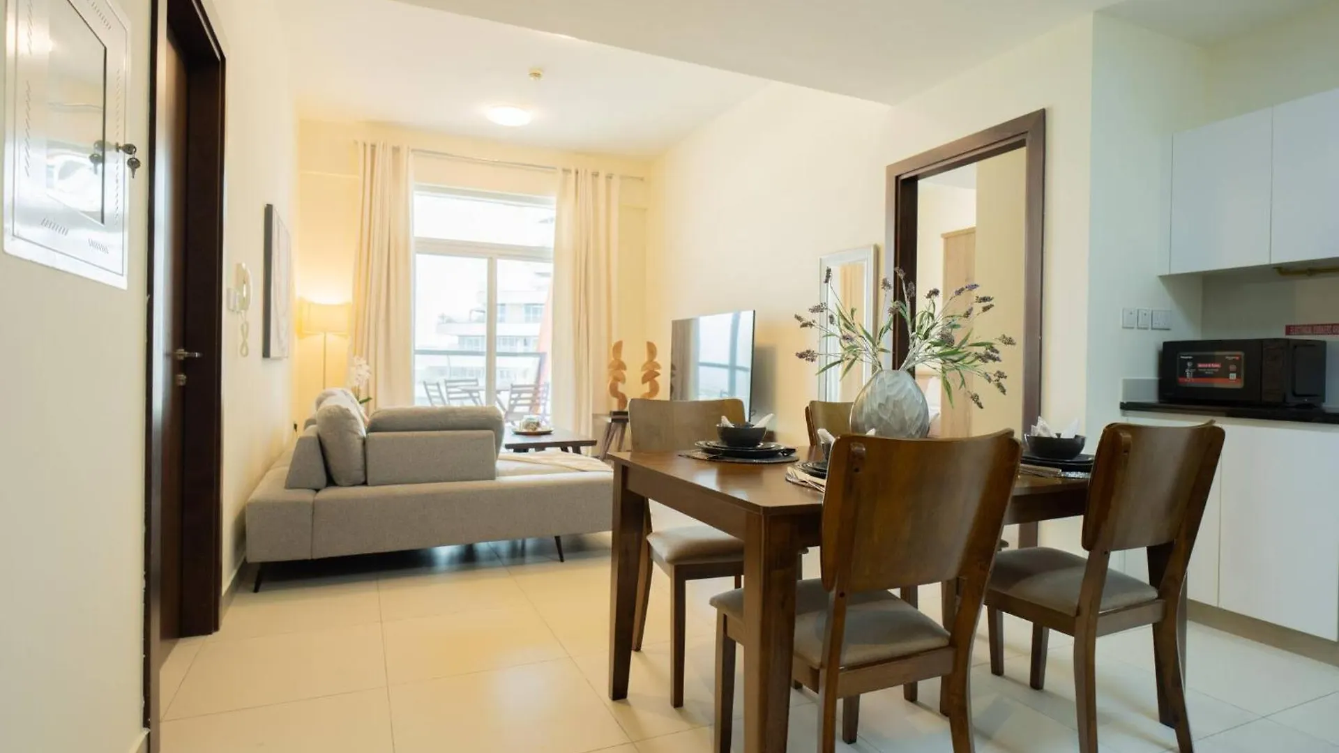 شقة 2Br Spacious Pearl With Stunning City Views - Holiday Boulevard دبي الإمارات العربية المتحدة